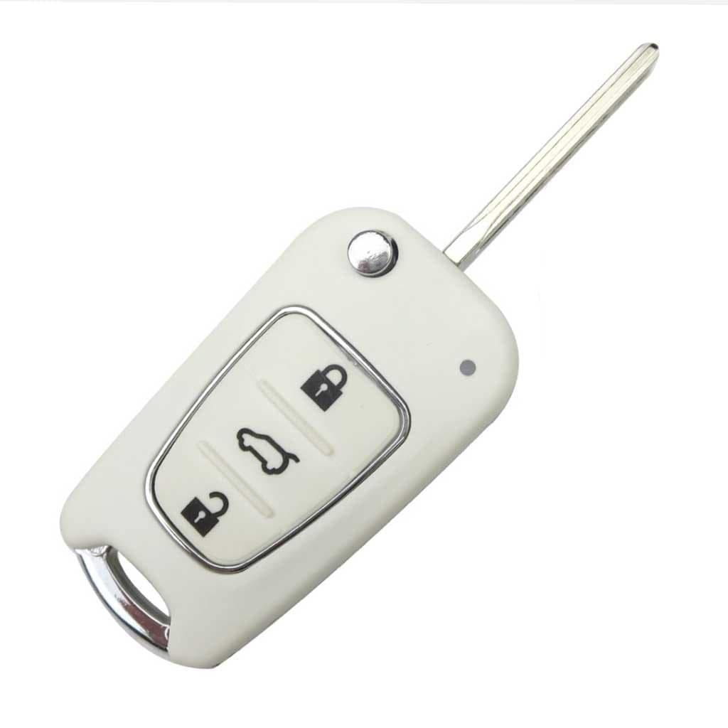 Fehér színű, 3 gombos Hyundai kulcs, bicskakulcs.