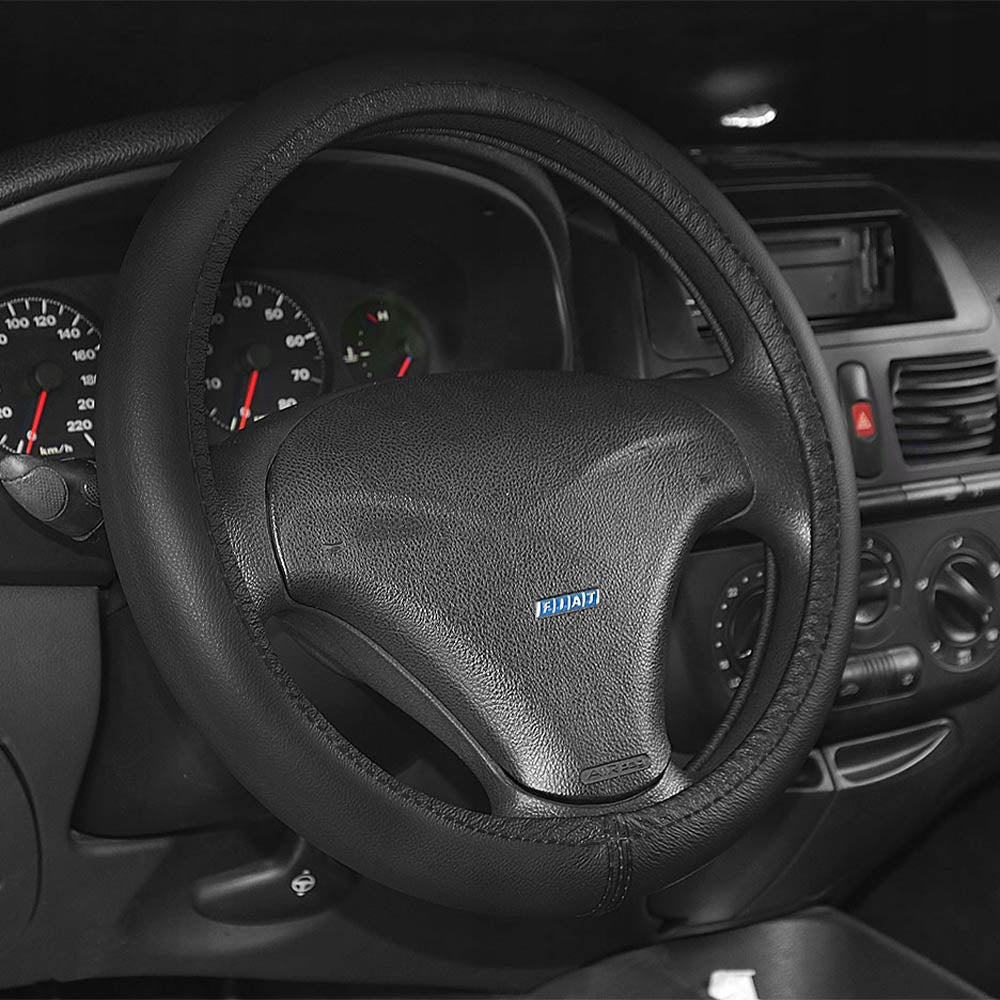 Fekete bőr kormányvédő