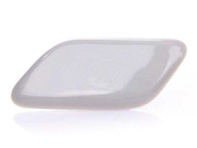 Toyota Avensis II FL T25 2006- fényszóró mosó fedél bal