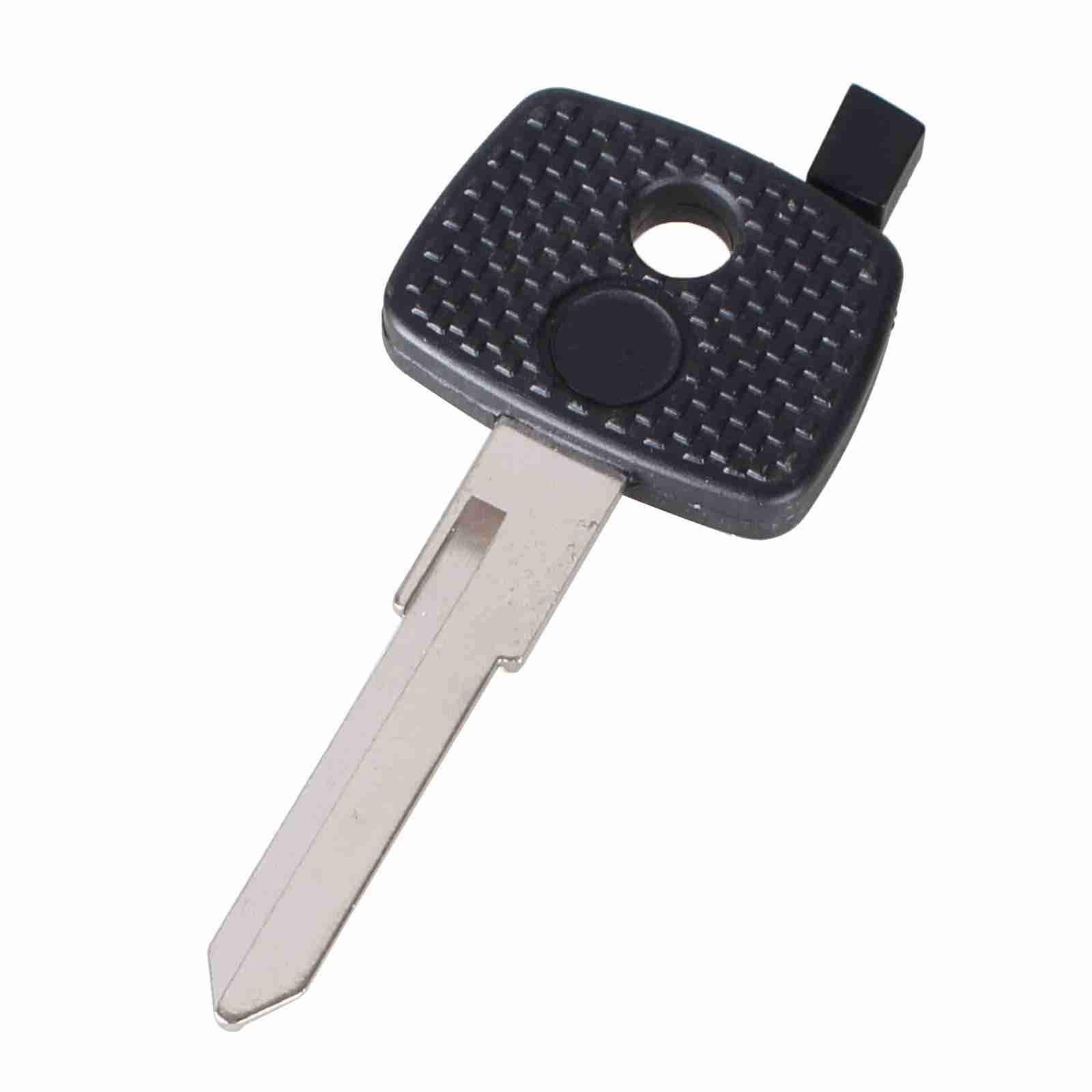 Mercedes kulcs, nyerskulcs.