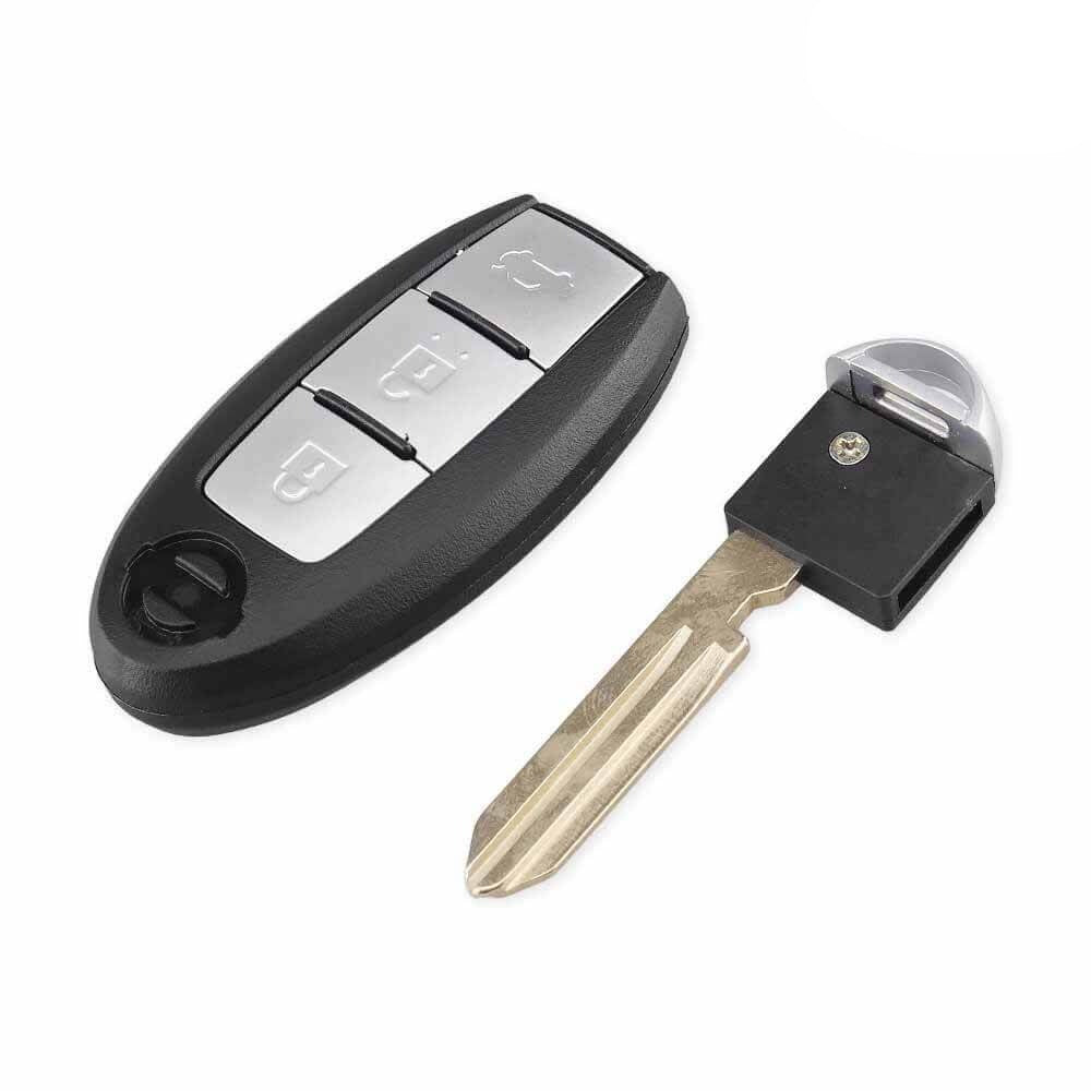 Nissan 3 gombos kulcsház