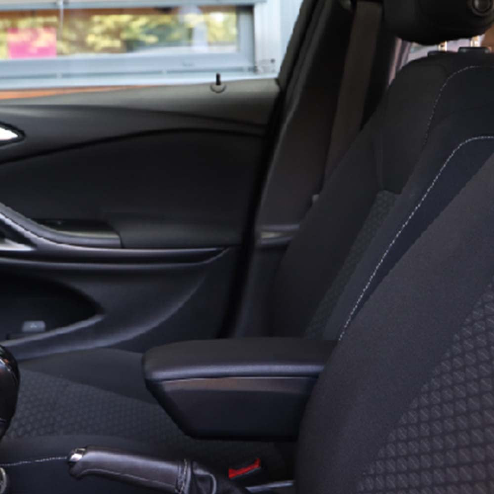 Opel Astra K Armster könyöklő 2015-