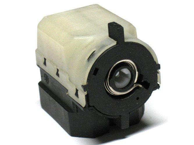 BMW 5 E39 gyújtáskapcsoló betét