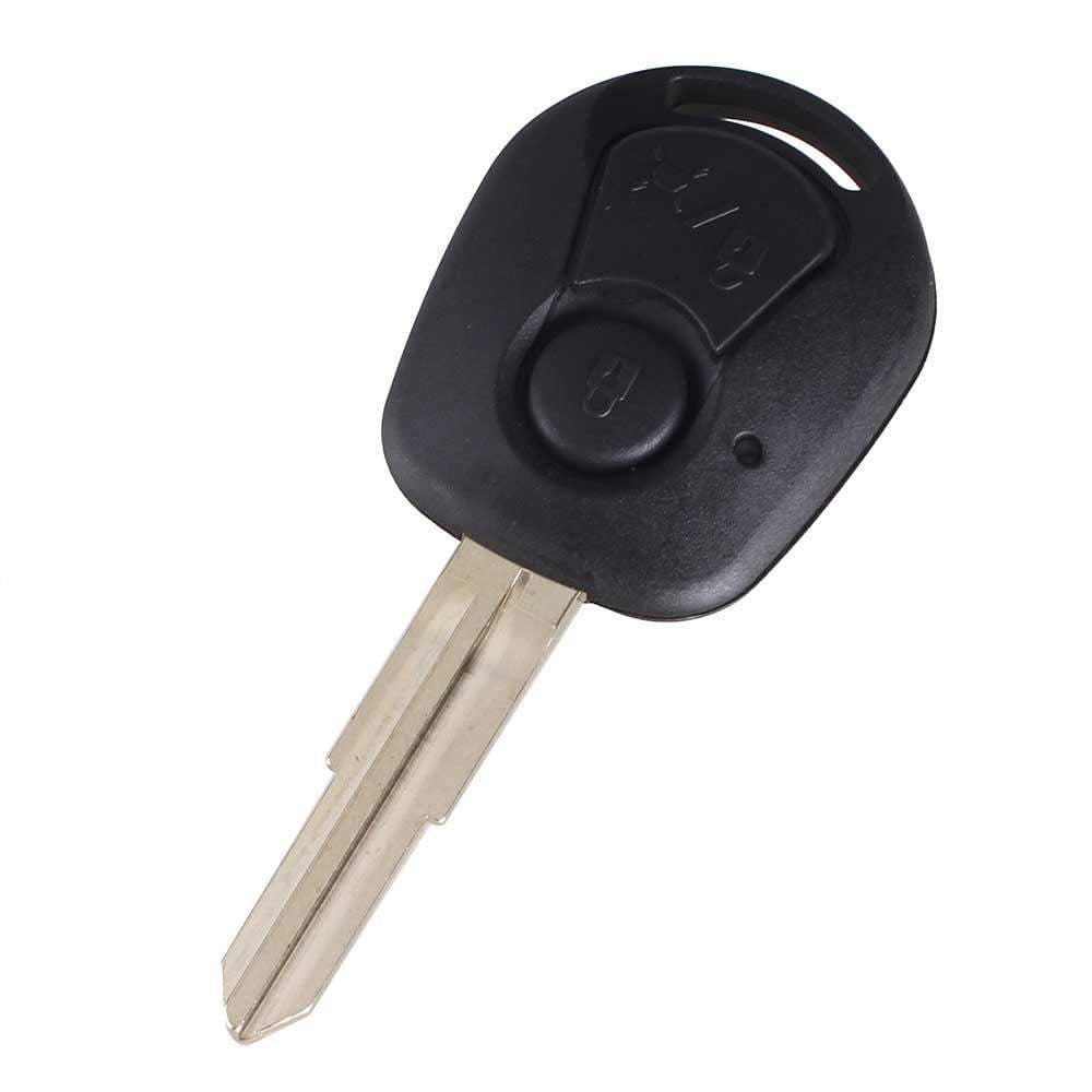 Fekete színű, 2 gombos Saangyong kulcs.