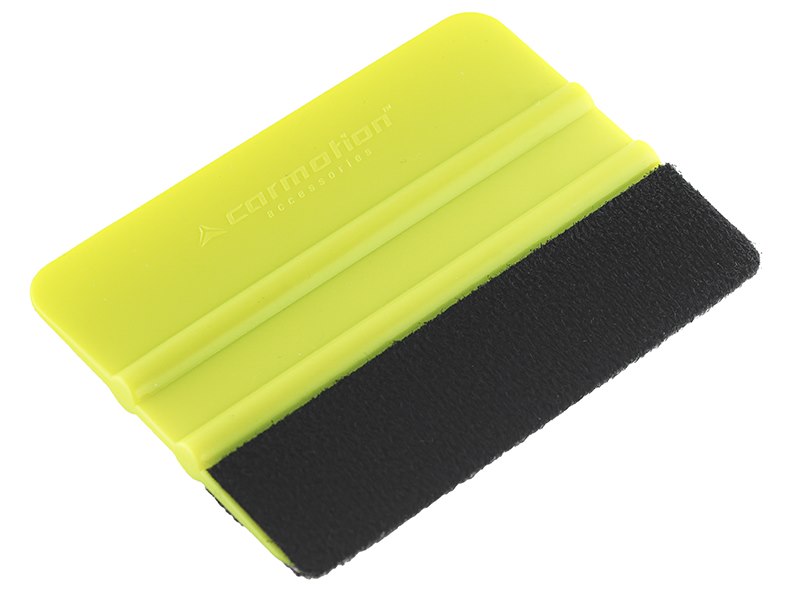 Filccel ellátott facsaró a fóliák és matricák felragasztásához