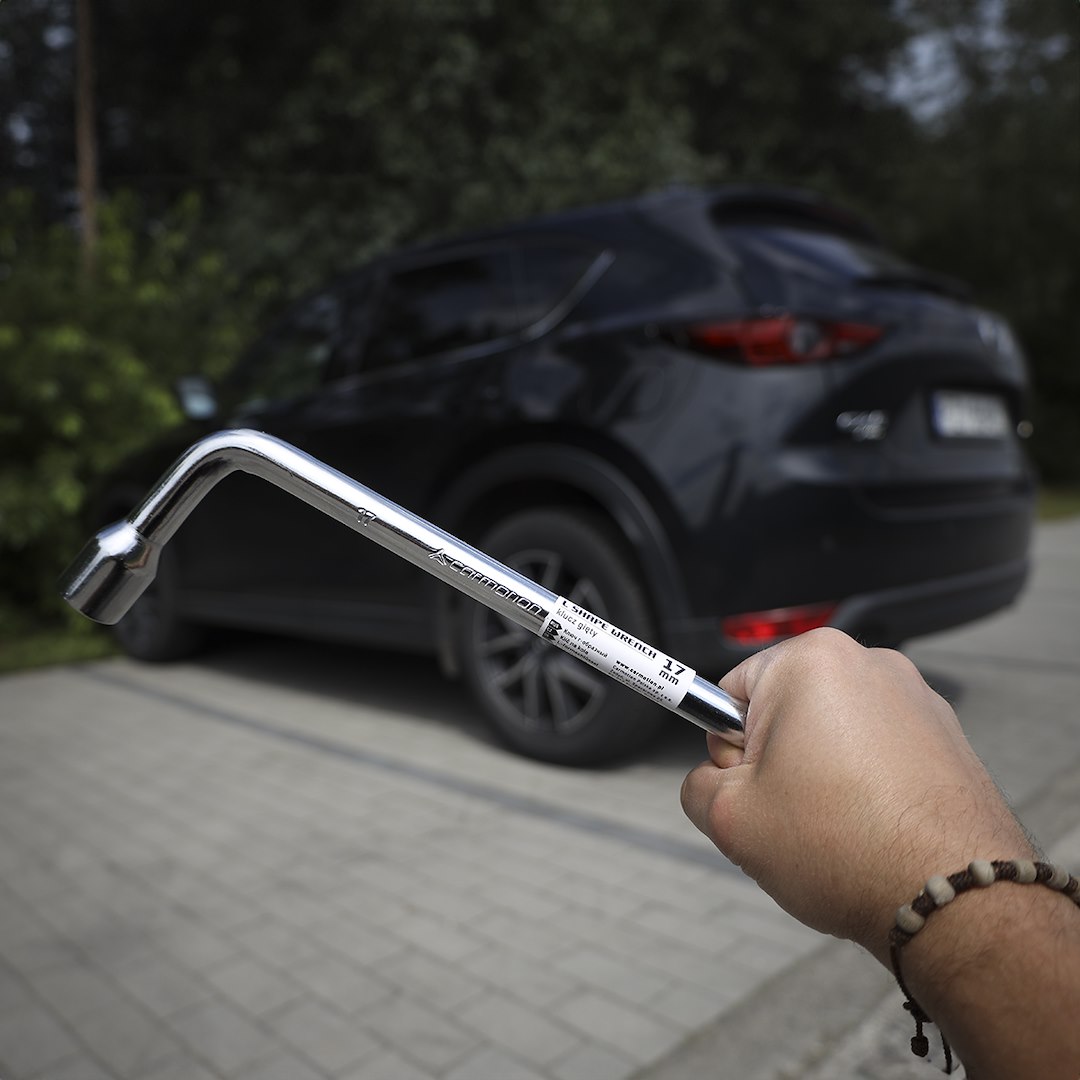 Kerékkulcs 155x350 mm ferde 17 mm – kép 4