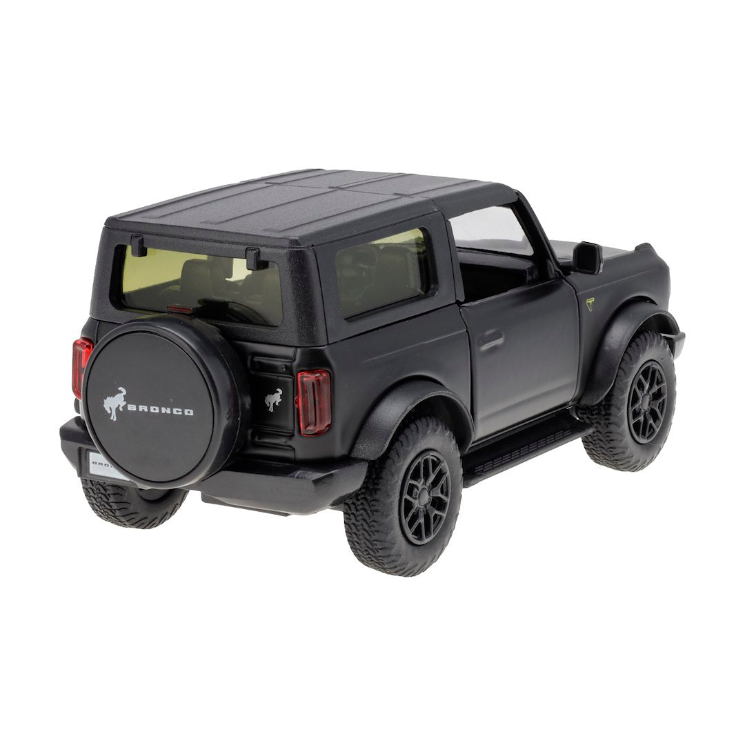 1:36 RMZ Ford Bronco Badlands 2023 matt fekete modell – kép 3