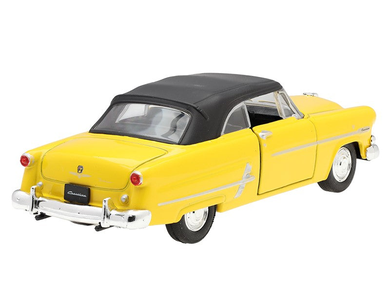 1:34 es modell Ford Crestline Sunliner 1953 sárga színű – kép 3