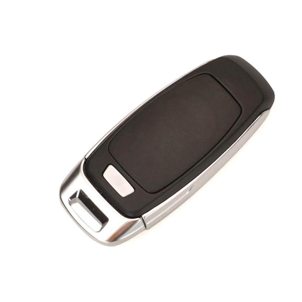 Fekete és króm színű, 3 gombos Audi kulcs, kulcsház hátulja.