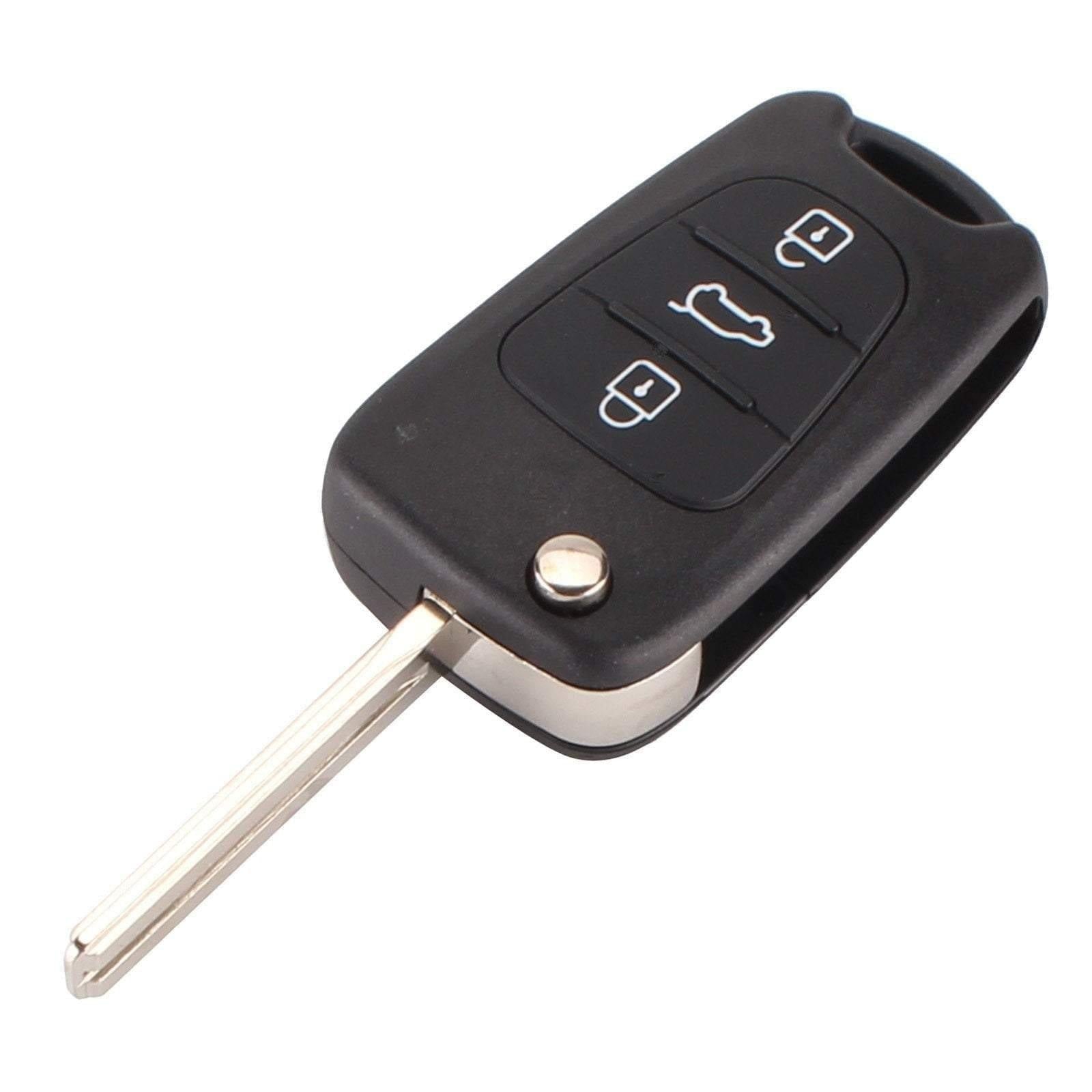 Fekete  színű, 3 gombos Hyundai kulcs, bicskakulcs.