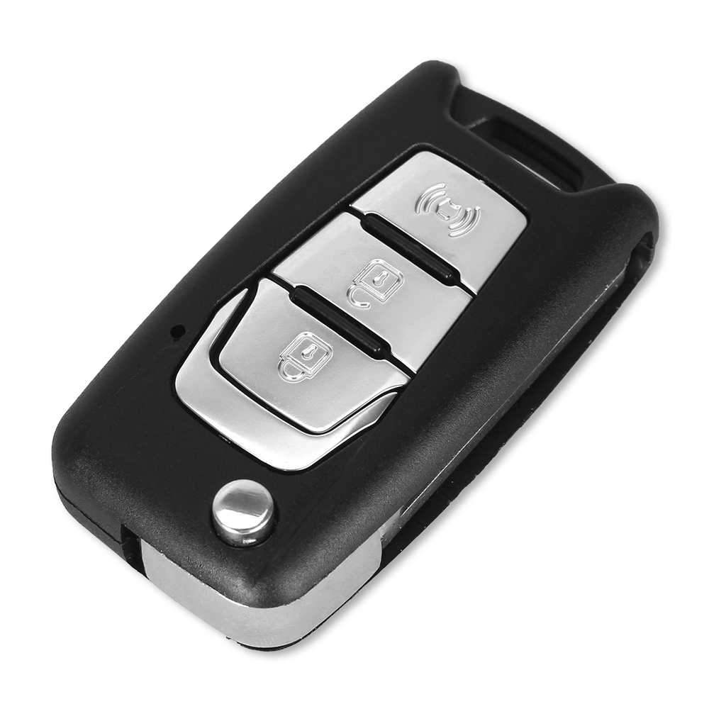 Fekete színű, 3 gombos Ssangyong kulcs, kulcsház. Ezüst színű gombokkal.