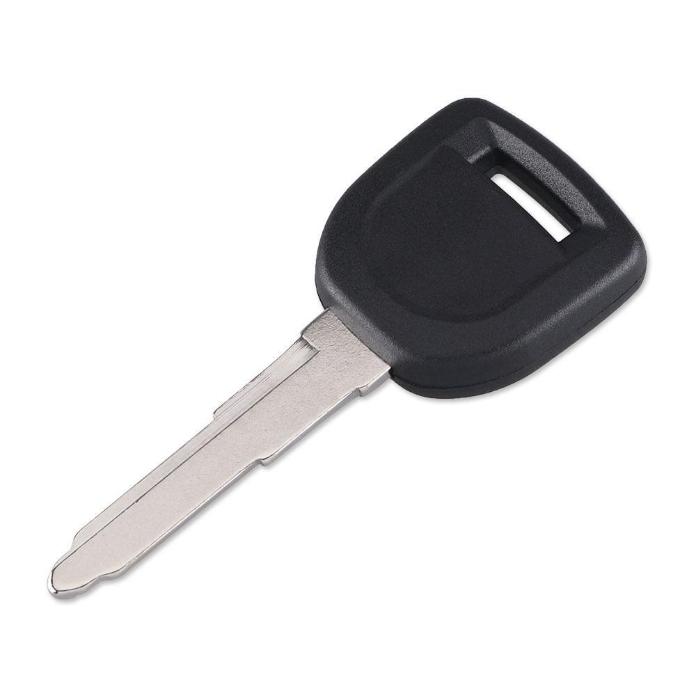 Fekete színű Mazda kulcsház, kulcs nyers kulcsszárral.