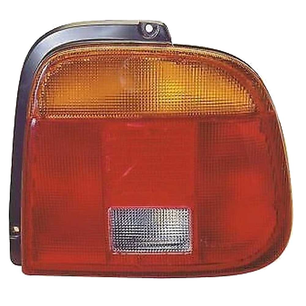 Suzuki Baleno jobb hátsó lámpa 1995-2002